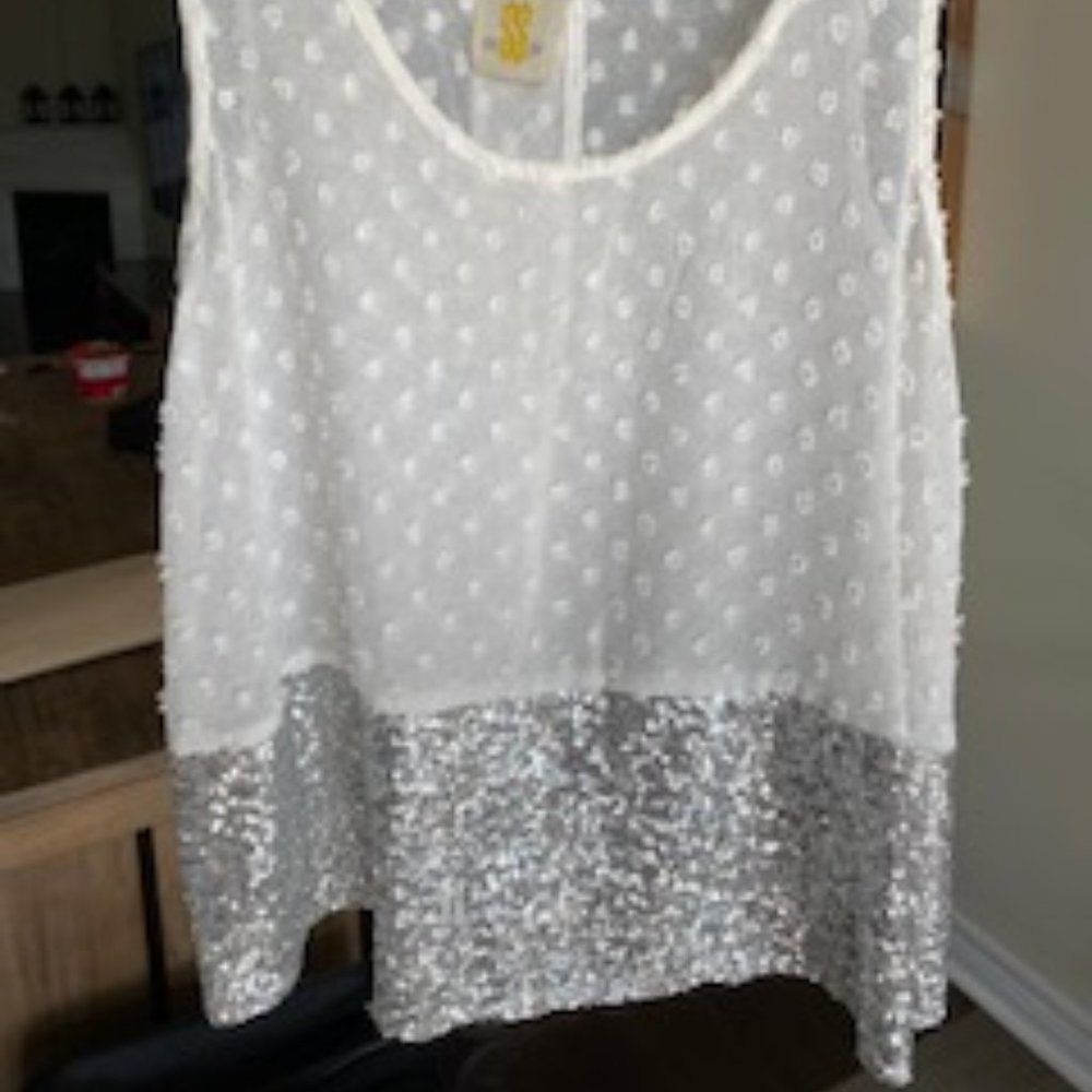 White Crop Top - Picture 2 of 2